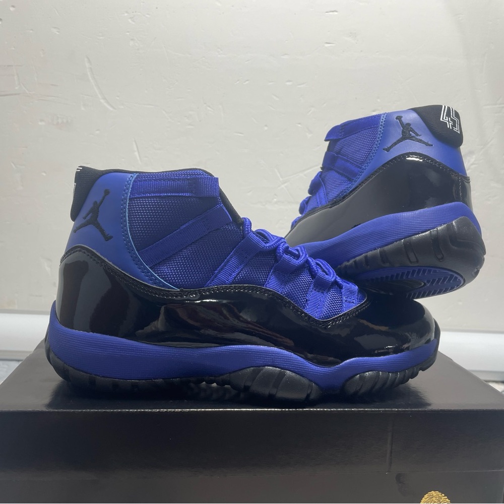 Air Jordan 11 Men's Black and Blue Sneakers